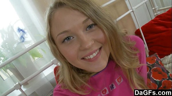 Making His Hot Russian Girlfriend Orgasm With Toys