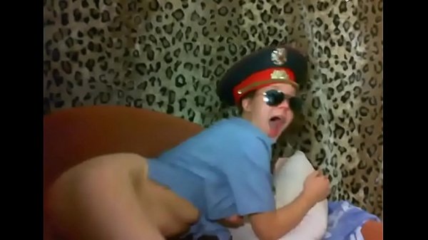 Russian cop fucks her boyfriend on webcam – AdultWebShows.com